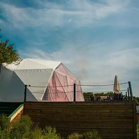 Glamping A Under The Stars - The Dome Nyaraló *